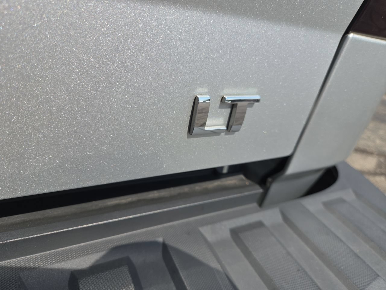 Used 2015 Chevrolet Silverado 1500 LT w/ All Star Edition RWD image 33