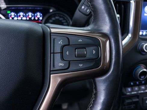 Used 2022 Chevrolet Silverado 2500 High Country w/ Z71 Off-Road Package image 32