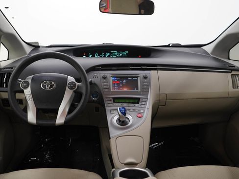 Used 2015 Toyota Prius Two FWD image 14