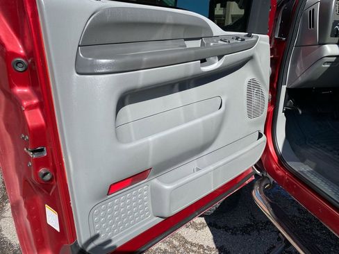 Used 2002 Ford F250 XLT image 23