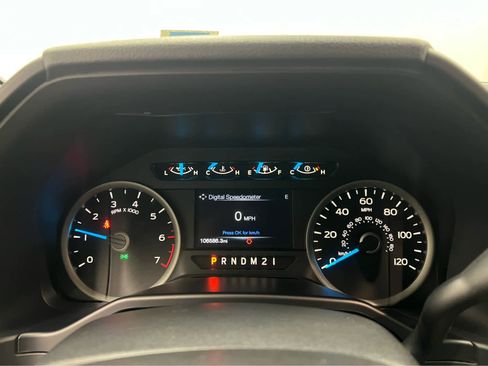 Used 2016 Ford F150 XLT w/ Equipment Group 302A Luxury image 17