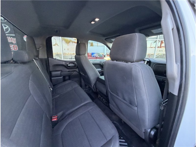 Used 2019 Chevrolet Silverado 1500 LT w/ All-Star Edition AWD/4WD image 23
