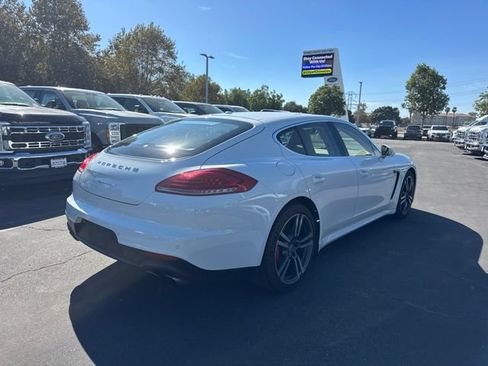 Used 2014 Porsche Panamera S RWD image 3
