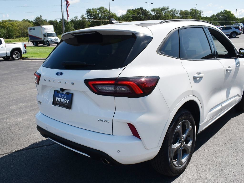 Used 2024 Ford Escape ST-Line w/ Tech Pack #1 AWD/4WD image 29
