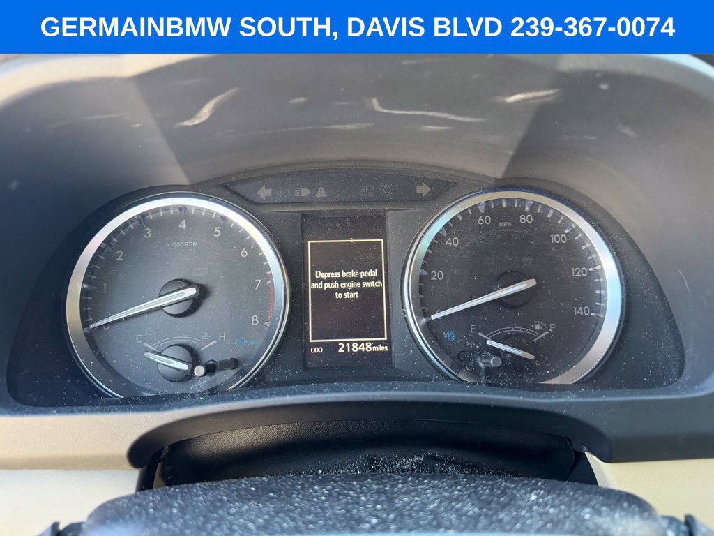 Used 2019 Toyota Highlander XLE FWD image 27