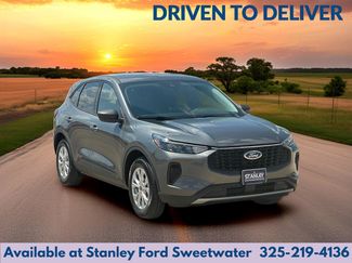 New 2025 Ford Escape Active image 1