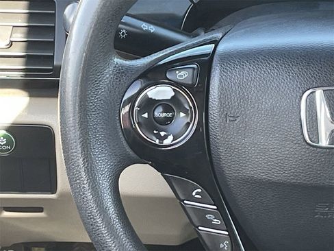Used 2016 Honda Accord LX image 22
