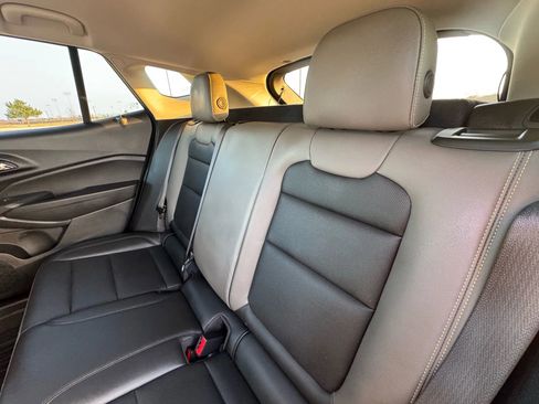 Used 2025 Chevrolet Trax ACTIV w/ Driver Confidence Package image 29