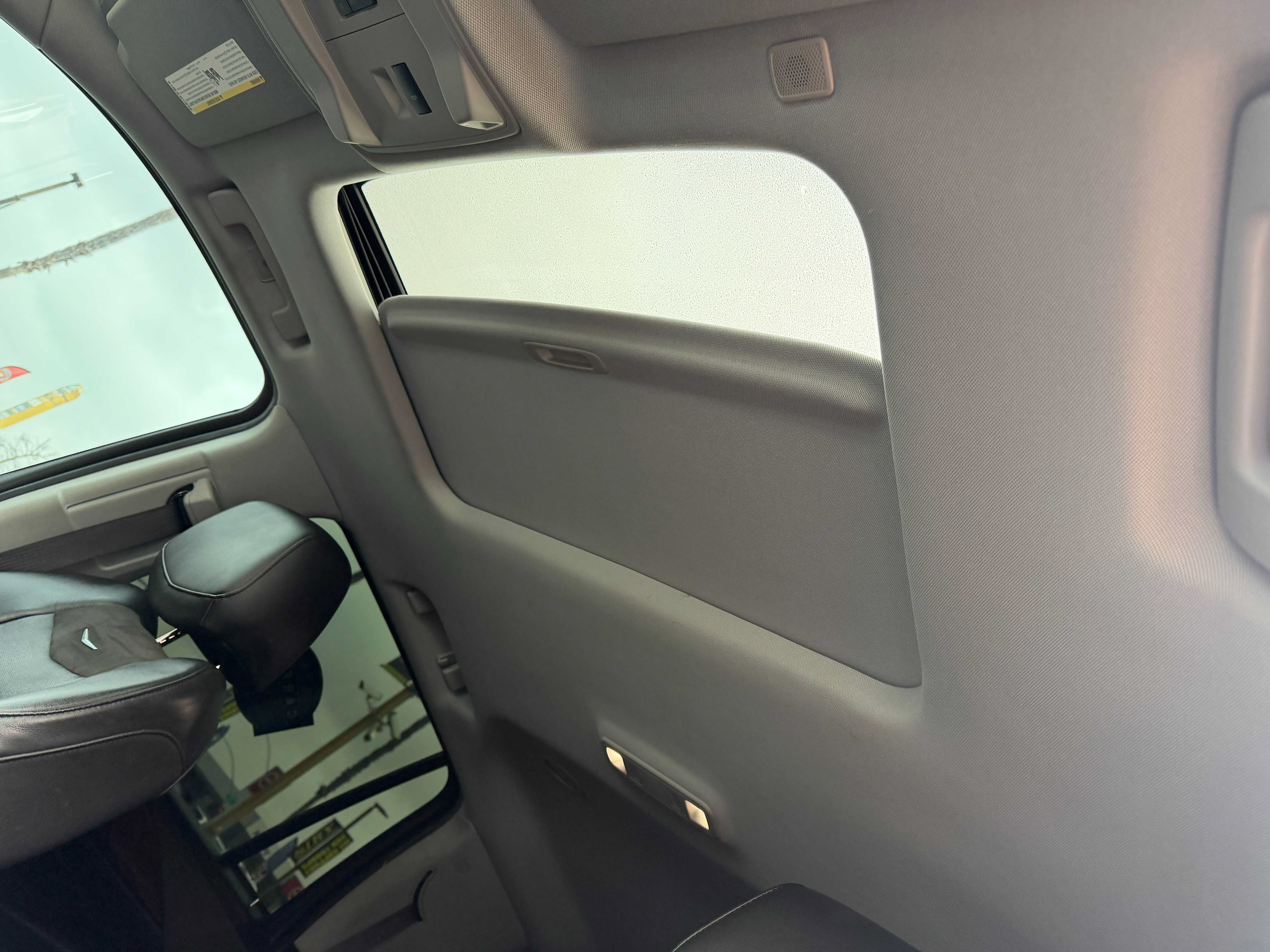 Used 2020 Cadillac Escalade Luxury RWD image 29