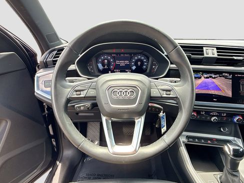 Used 2025 Audi Q3 2.0T Premium AWD/4WD image 37