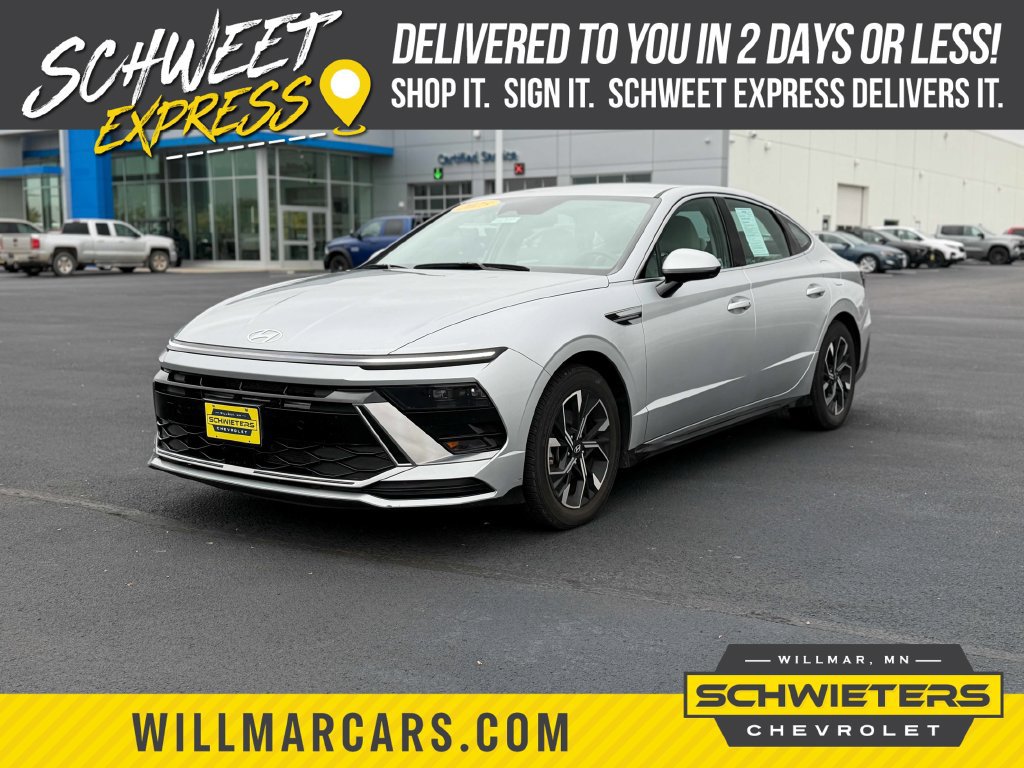 Used 2025 Hyundai Sonata SEL FWD image 1