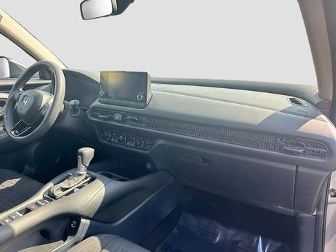 Certified 2023 Honda HR-V LX image 26