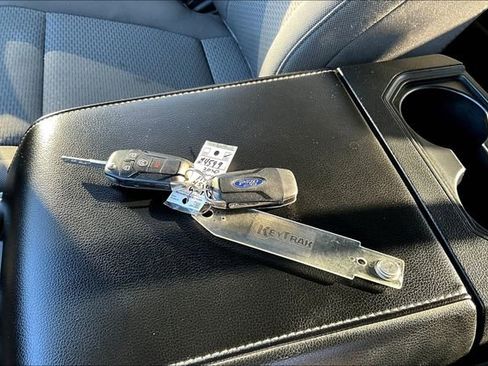 Used 2020 Ford F150 XLT w/ Equipment Group 302A Luxury image 35