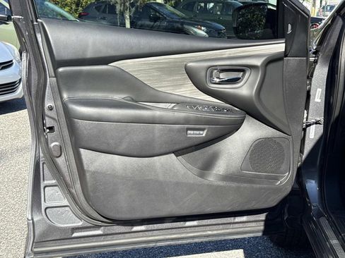 Used 2017 Nissan Murano Platinum w/ Platinum Technology Package image 21