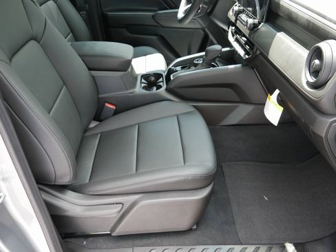 New 2025 Chevrolet Colorado Trail Boss w/ Midnight Edition image 21