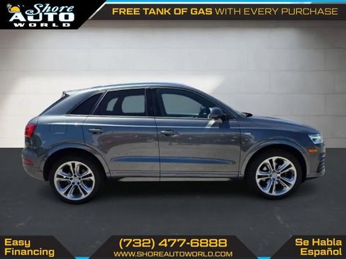 Used 2018 Audi Q3 2.0T Premium w/ Convenience Package AWD/4WD image 4