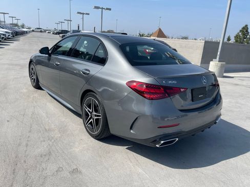 Used 2022 Mercedes-Benz C 300 Sedan image 4