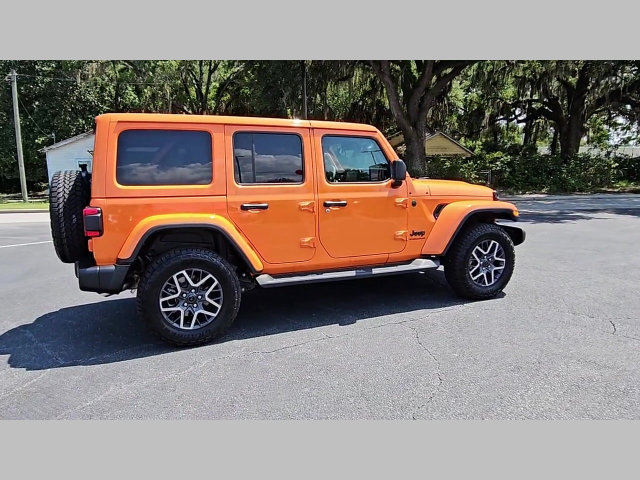 New 2025 Jeep Wrangler Unlimited Sahara AWD/4WD image 34