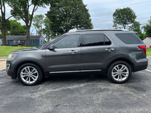 Used 2016 Ford Explorer Limited FWD image 2