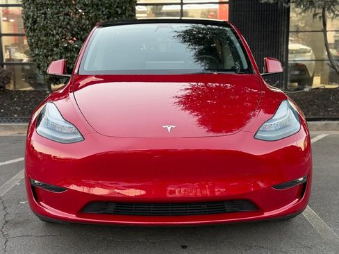 Used 2021 Tesla Model Y Long Range image 6