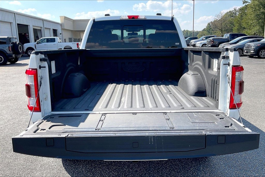 Used 2021 Ford F150 Lariat w/ Equipment Group 502A High AWD/4WD image 18