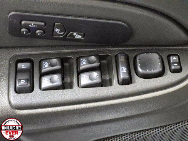 Used 2006 GMC Sierra 1500 SLT w/ Onstar Plus Package AWD/4WD image 16