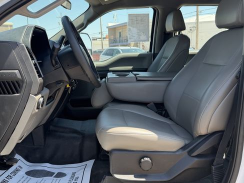 Certified 2020 Ford F550 4x4 Crew Cab Super Duty image 27