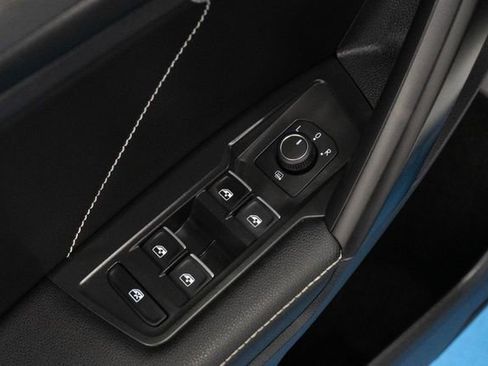 Used 2023 Volkswagen Tiguan SE R-Line FWD image 14