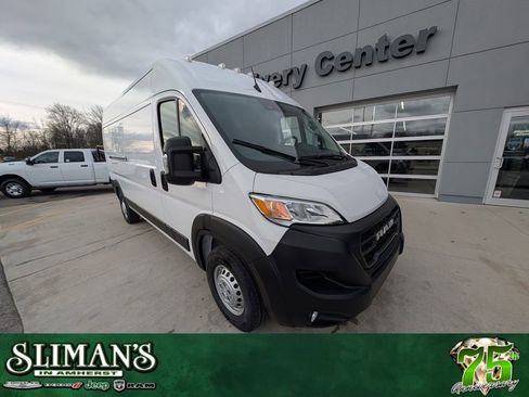 New 2026 RAM ProMaster 2500 w/ Convenience Group image 1