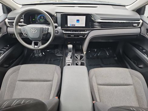 Used 2025 Toyota Camry LE FWD image 16