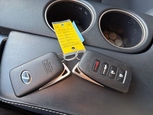 Used 2014 Lexus IS 250 w/ Navigation Package image 32