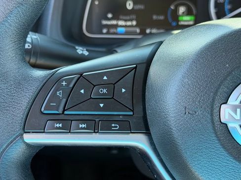 Certified 2025 Nissan Leaf S FWD image 13