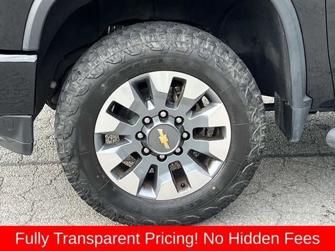 Used 2023 Chevrolet Silverado 2500 Custom w/ Custom Value Package AWD/4WD image 11