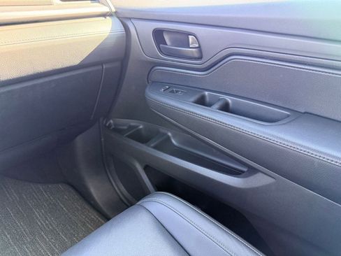 Used 2024 Honda Odyssey EX-L image 24