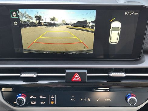 New 2026 Kia Sportage EX image 12