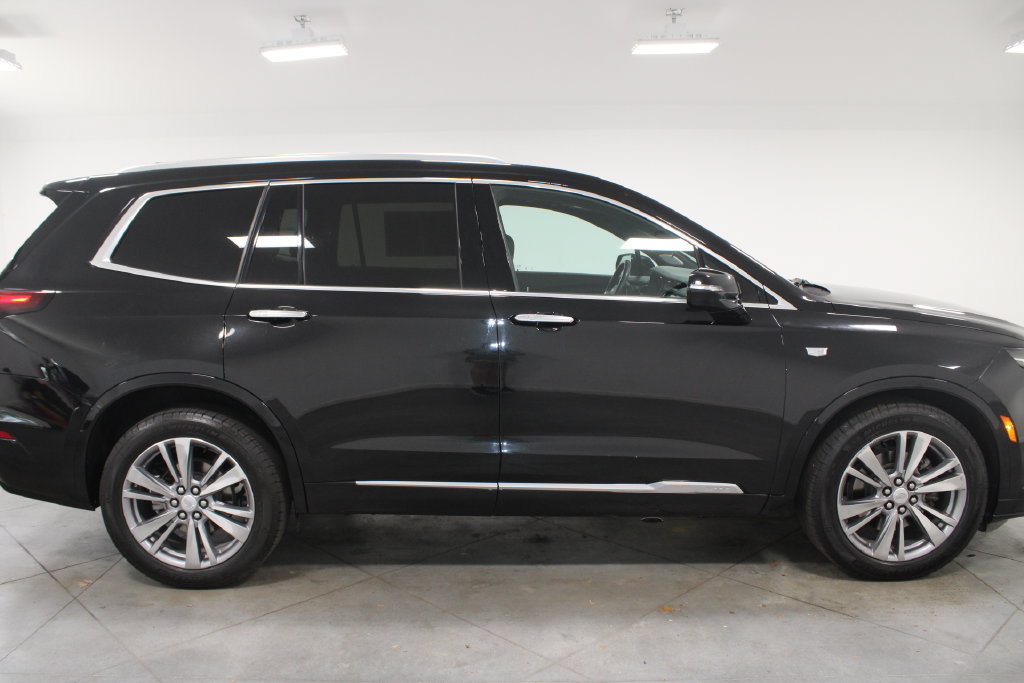 Used 2024 Cadillac XT6 Premium Luxury AWD/4WD image 10