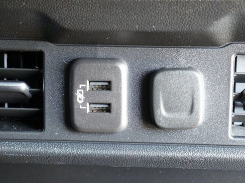Used 2021 GMC Sierra 1500 Elevation w/ X31 Off-Road Package AWD/4WD image 49