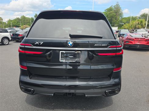 Certified 2024 BMW X7 xDrive40i w/ M Sport Package AWD/4WD image 4