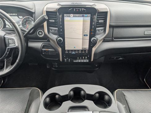 Used 2024 RAM 2500 Laramie AWD/4WD image 19