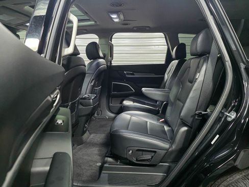 Used 2023 Kia Telluride S w/ S Sunroof Package image 19