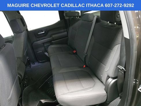 Used 2021 Chevrolet Silverado 1500 LT AWD/4WD image 31
