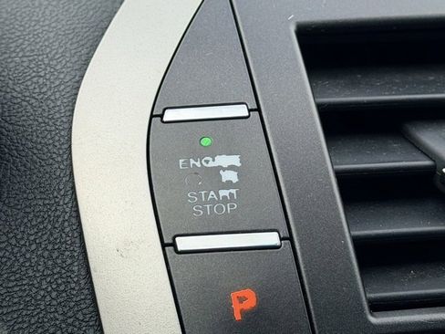 Used 2016 Lincoln MKZ AWD w/ Equipment Group 300A Reserve image 11