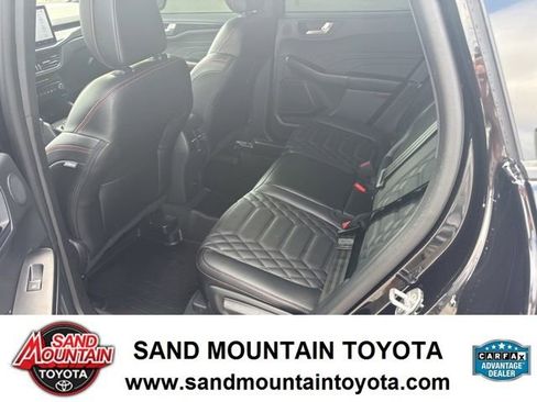 Used 2023 Ford Escape ST-Line Elite w/ Premium Technology Package AWD/4WD image 14