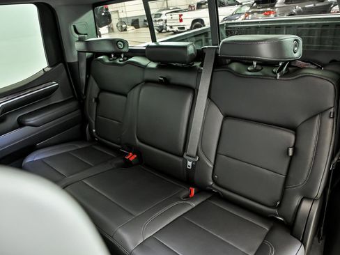 Used 2022 Chevrolet Silverado 1500 LTZ w/ LTZ Convenience Package II image 16