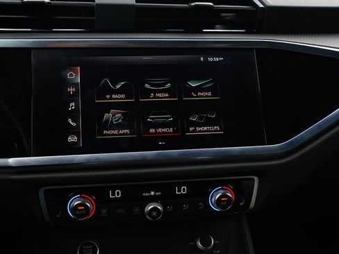 Used 2021 Audi Q3 2.0T Premium w/ Convenience Package image 22