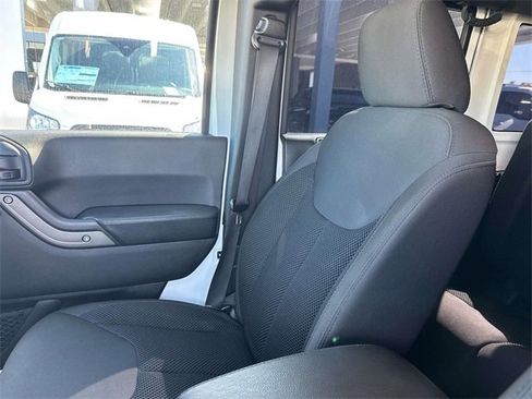 Used 2017 Jeep Wrangler Unlimited Sport image 17