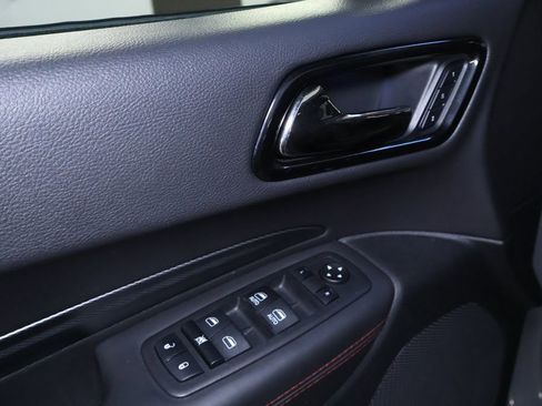 Used 2023 Dodge Durango GT image 13