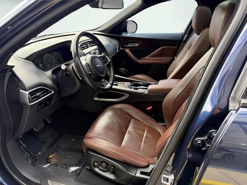 Used 2017 Jaguar F-PACE S AWD/4WD image 17