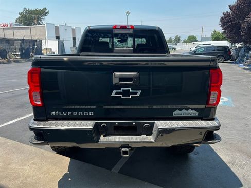 Used 2018 Chevrolet Silverado 1500 High Country AWD/4WD image 6