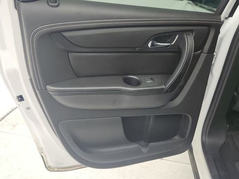 Certified 2017 Chevrolet Traverse LT w/ Style and Technology Package image 26